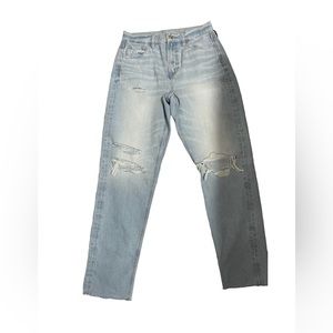 American Eagle Distressed Straight Leg Jean